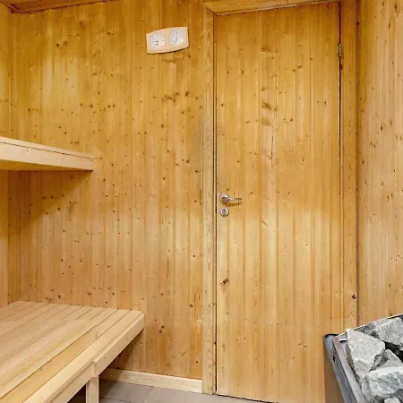 14 Person Holiday In Holiday home